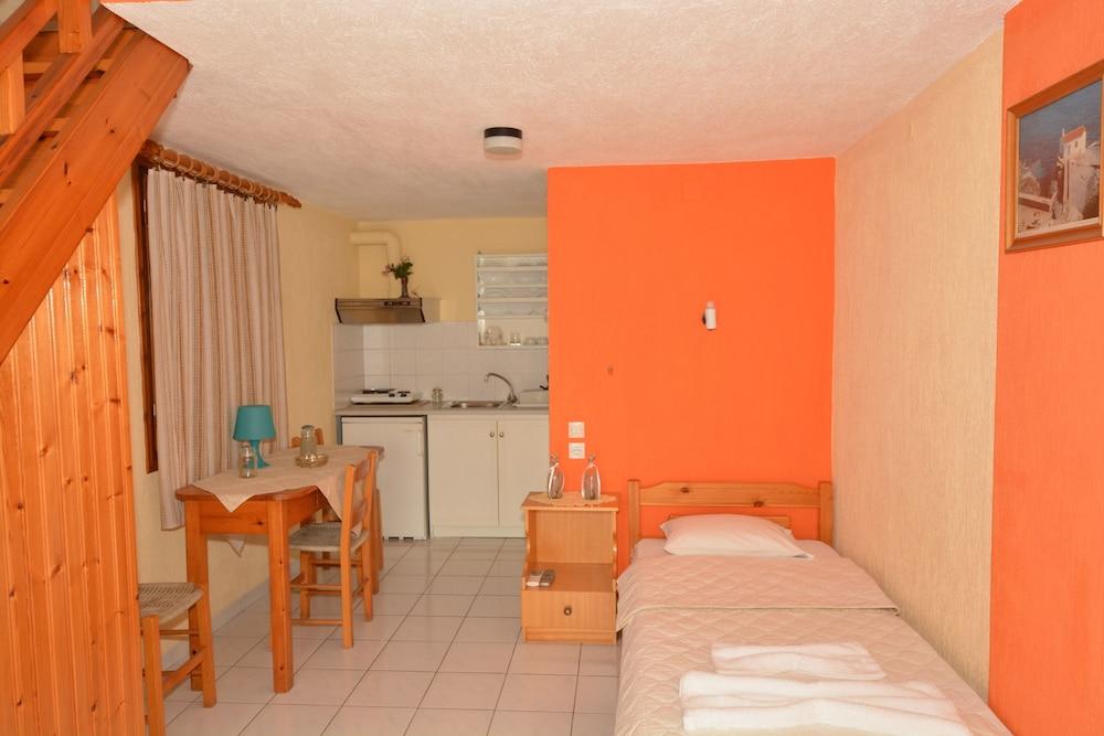 Nina Apartments Neo Klima Ngoại thất bức ảnh